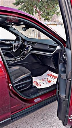 جیپ گراند شیرۆکی